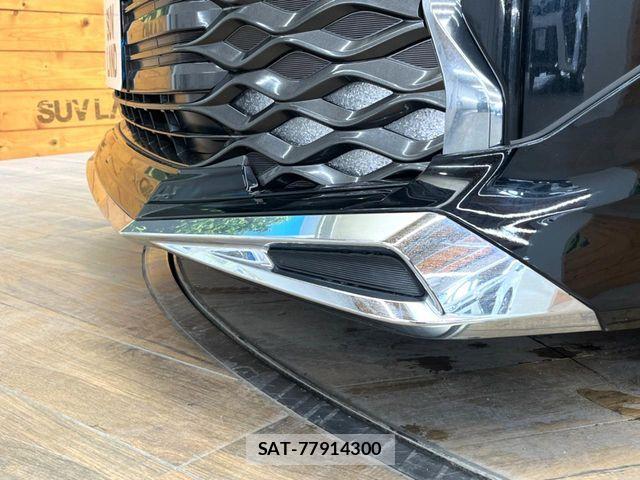 Toyota VOXY 2023-04 6915095-4