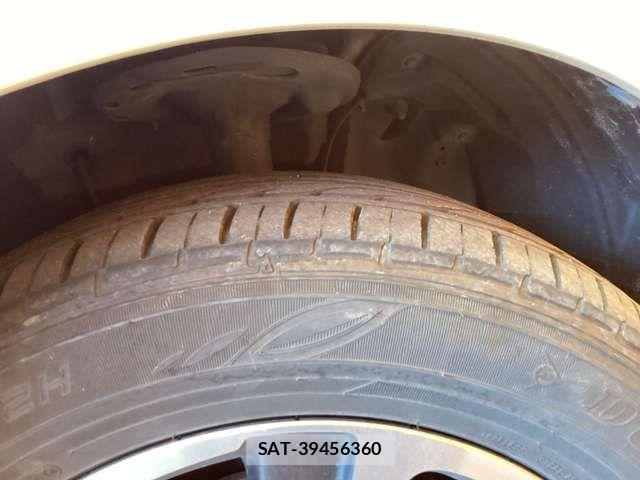 Toyota VOXY 2020-07 6915122-18