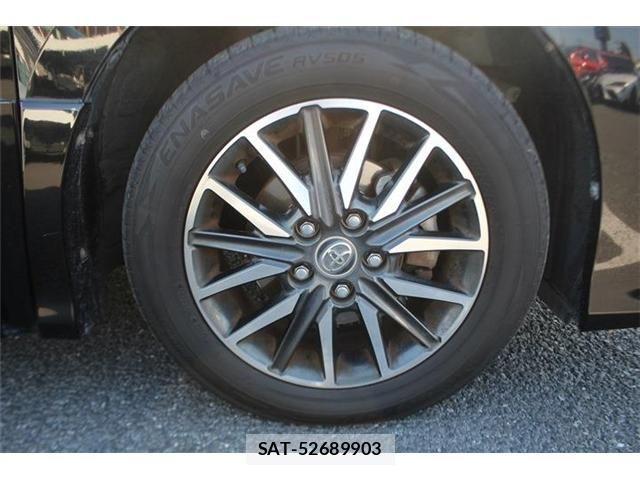 Toyota VOXY 2015-06 6915191-13