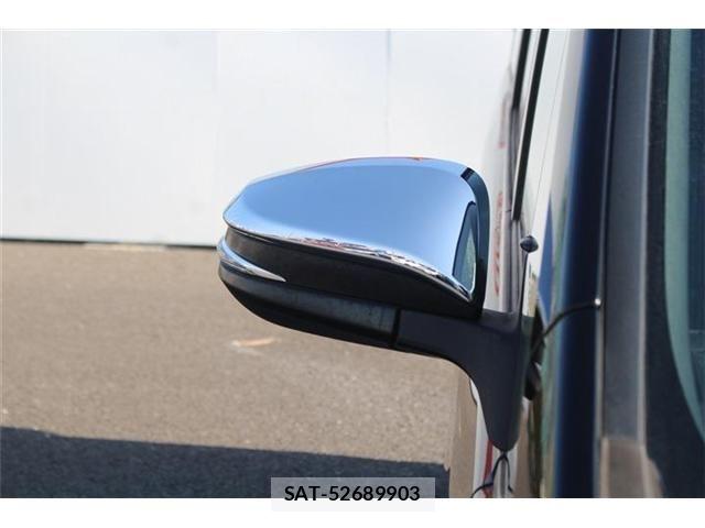 Toyota VOXY 2015-06 6915191-18