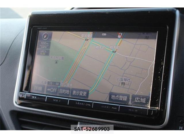 Toyota VOXY 2015-06 6915191-1