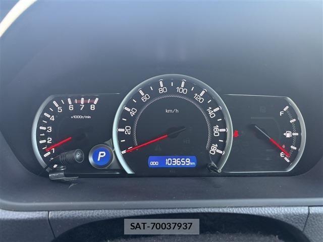 Toyota VOXY 2014-08 6915188-2