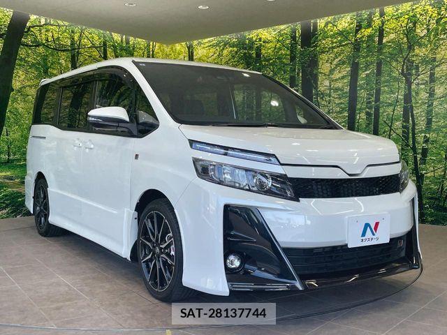 Toyota VOXY 2019-09 6915113-16