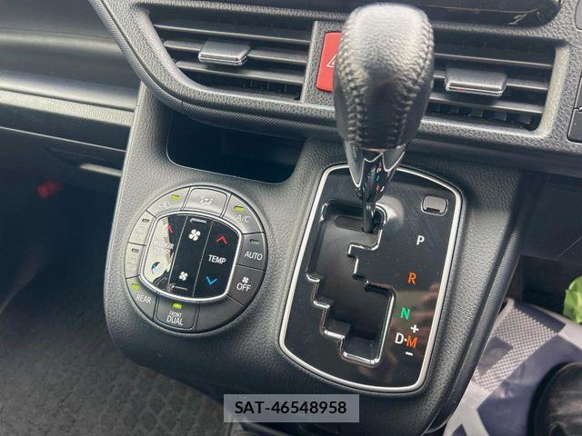 Toyota VOXY 2015-12 6915175-19