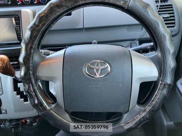 Toyota VOXY 2009-09 6915224-17