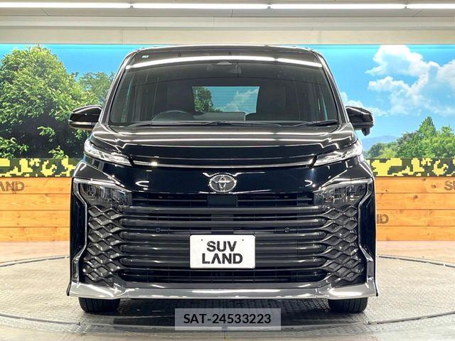 Toyota VOXY 2023-02 6915103-14