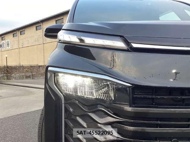 Toyota VOXY 2025-03 6915092-15