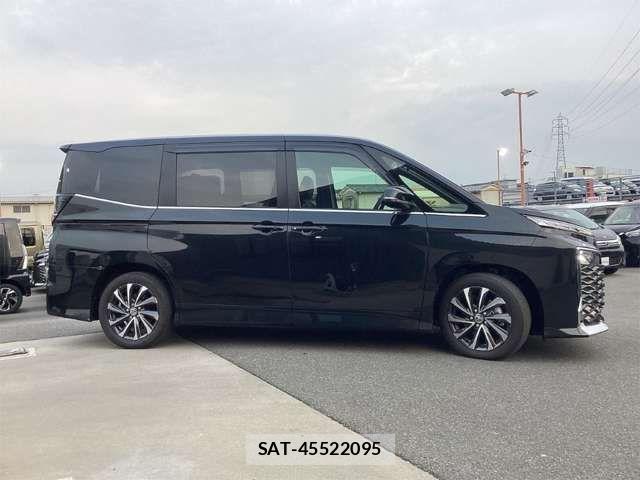 Toyota VOXY 2025-03 6915092-6