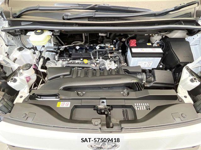 Toyota VOXY 2025-04 6915097-17