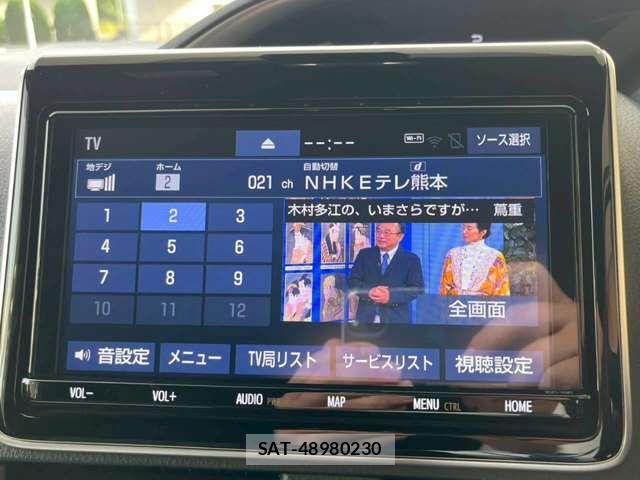 Toyota VOXY 2019-05 6915140-4