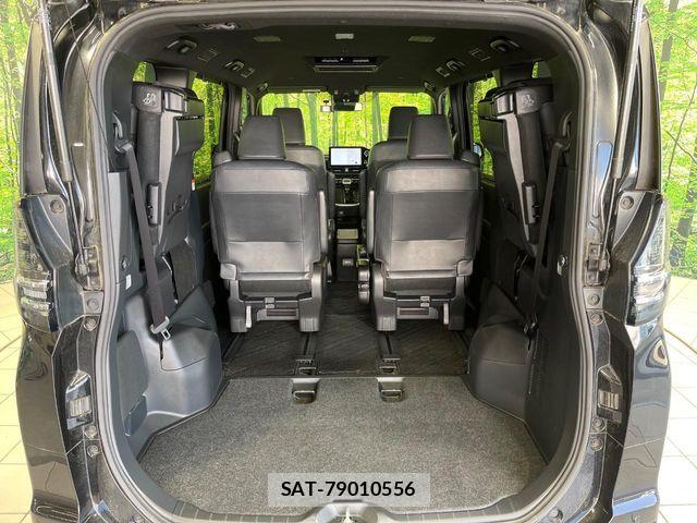 Toyota VOXY 2022-11 6915104-10