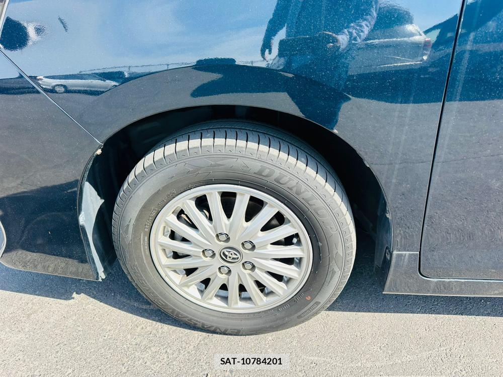 Toyota VOXY 2016 6804170-29