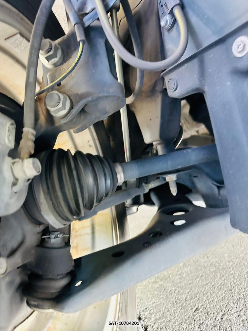 Toyota VOXY 2016 6804170-33