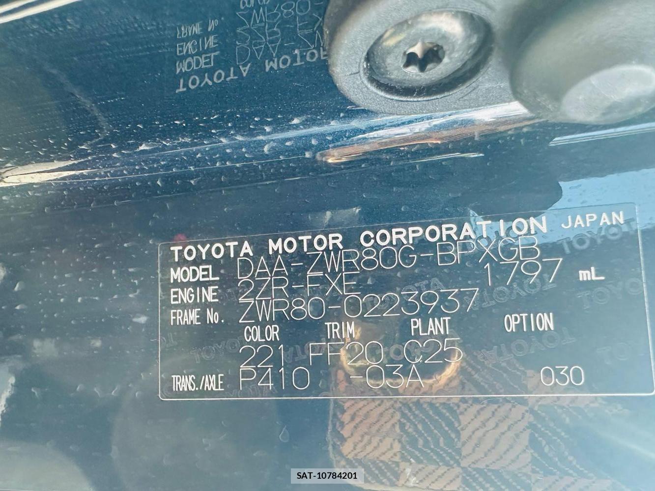 Toyota VOXY 2016 6804170-39