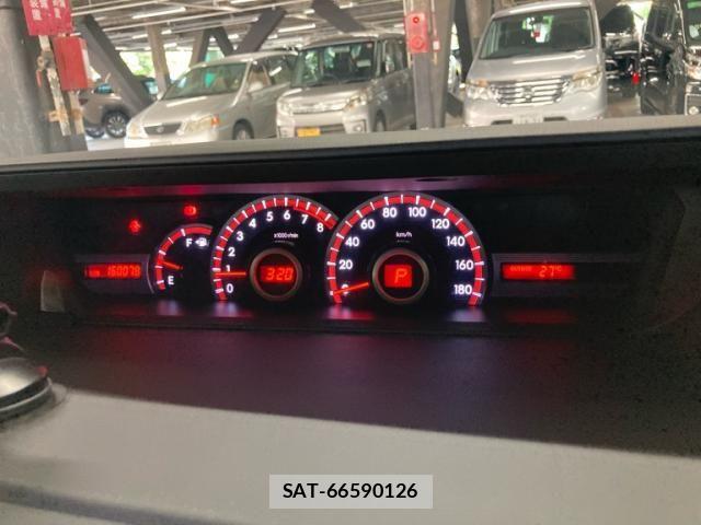 Toyota VOXY 2011-09 6915214-21