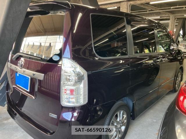 Toyota VOXY 2011-09 6915214-2