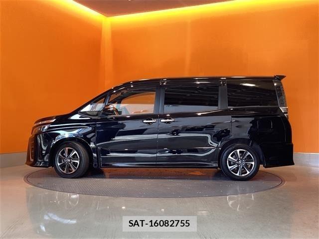 Toyota VOXY 2018-01 6915116-15