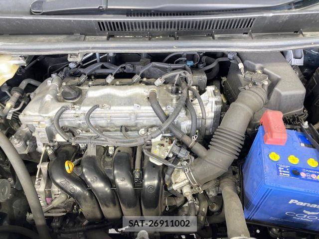 Toyota VOXY 2019-06 6915158-18