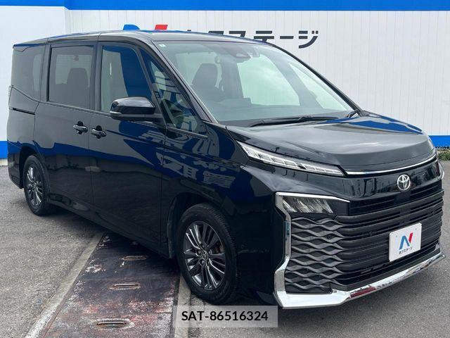 Toyota VOXY 2022-02 6915106-18