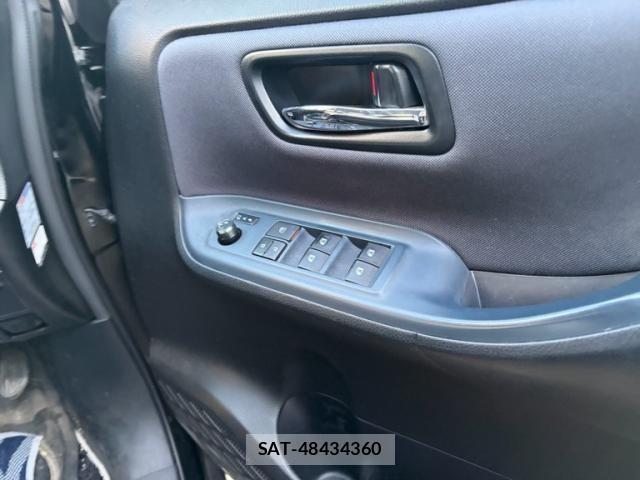 Toyota VOXY 2016-09 6915190-8