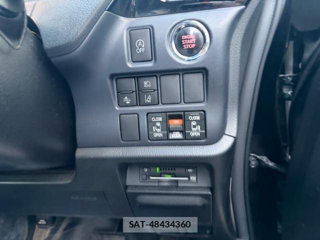 Toyota VOXY 2016-09 6915190-9