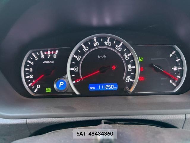 Toyota VOXY 2016-09 6915190-14