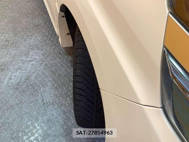 Toyota VOXY 2016-09 6915145-16