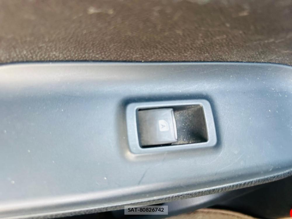 Toyota VOXY 2015 6848848-22