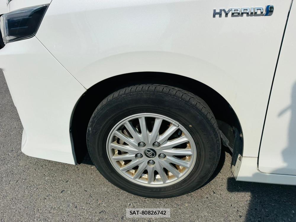 Toyota VOXY 2015 6848848-28