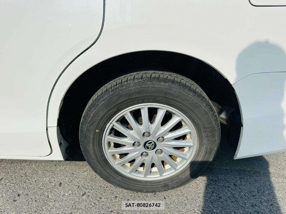 Toyota VOXY 2015 6848848-29