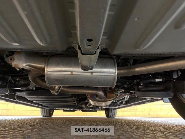 Toyota VOXY 2017-11 6999087-19