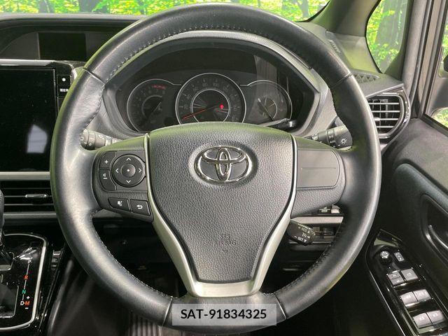 Toyota VOXY 2017-12 6999088-10
