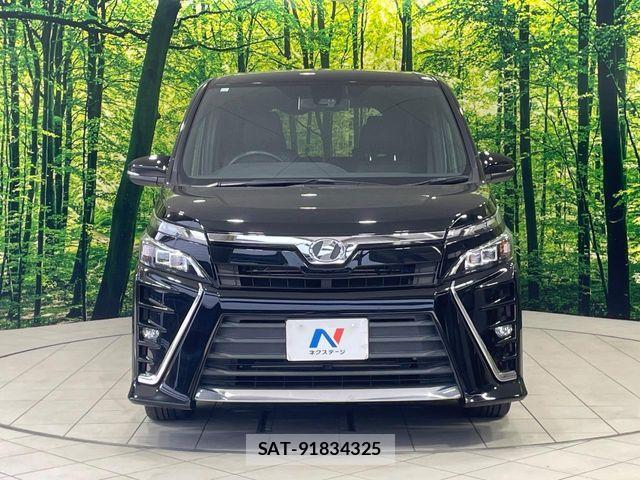 Toyota VOXY 2017-12 6999088-13