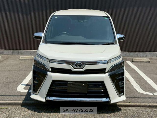 Toyota VOXY 2021-03 6999083-3