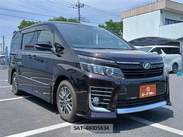Toyota VOXY 2014-02 6999110-21