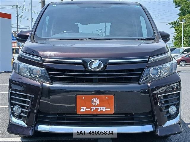 Toyota VOXY 2014-02 6999110-7