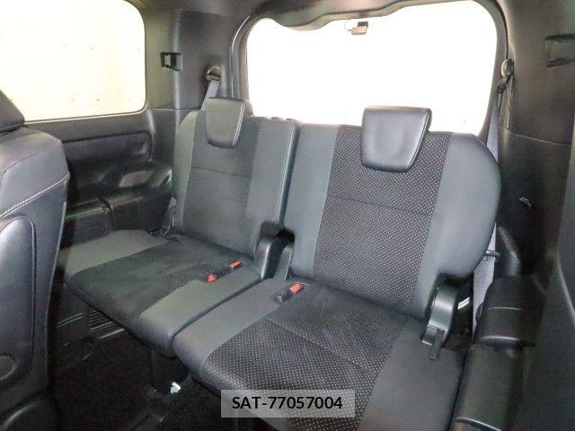 Toyota VOXY 2021-06 6999080-10
