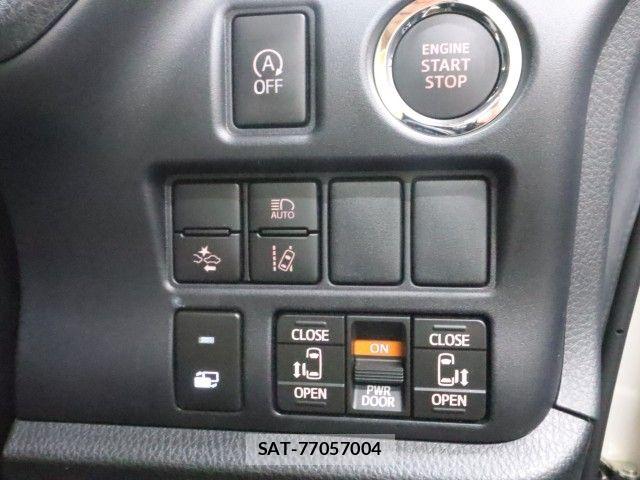 Toyota VOXY 2021-06 6999080-26