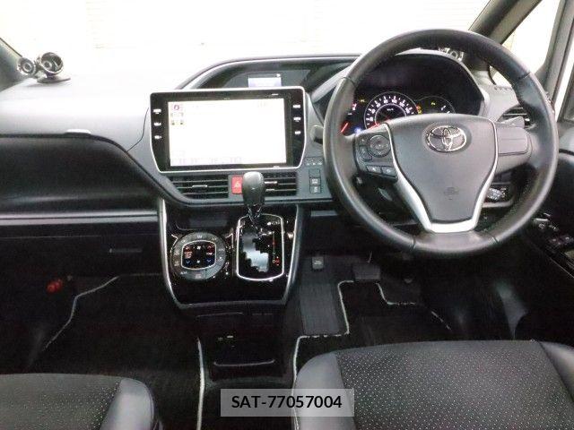 Toyota VOXY 2021-06 6999080-2