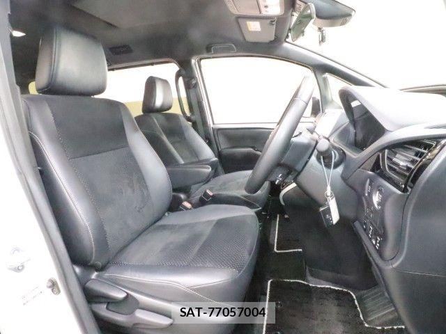 Toyota VOXY 2021-06 6999080-3