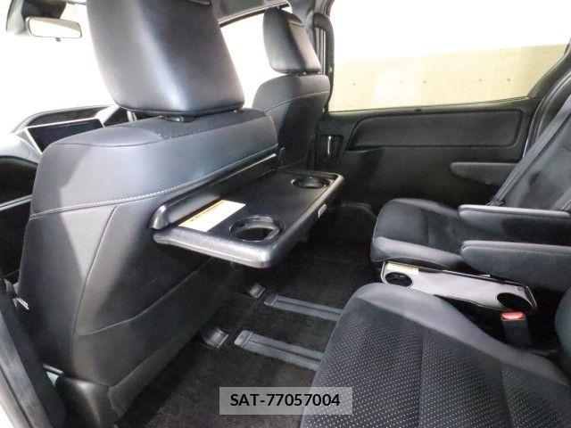 Toyota VOXY 2021-06 6999080-8