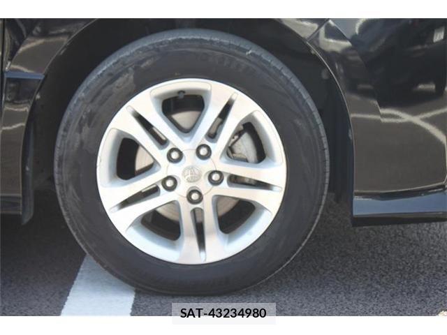 Toyota VOXY 2019-10 6999099-12