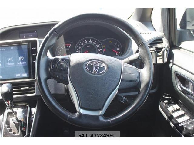 Toyota VOXY 2019-10 6999099-15
