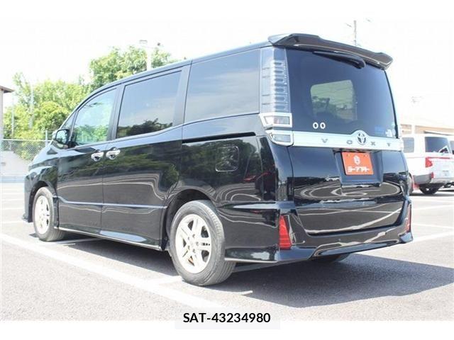 Toyota VOXY 2019-10 6999099-25