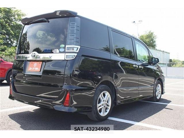 Toyota VOXY 2019-10 6999099-27