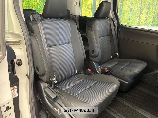 Toyota VOXY 2015-10 6999101-10
