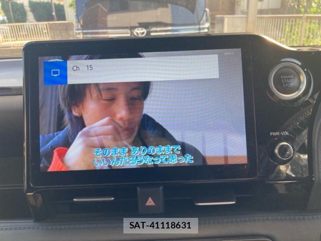 Toyota VOXY 2022-09 6999068-18