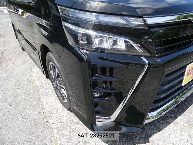 Toyota VOXY 2017-09 6999096-9