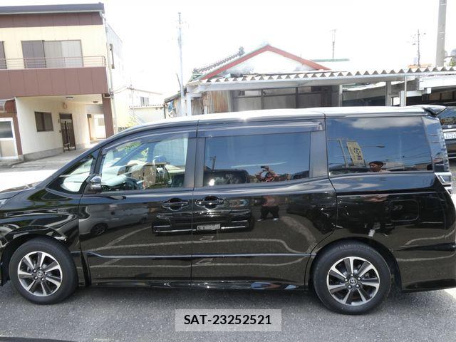 Toyota VOXY 2017-09 6999096-6
