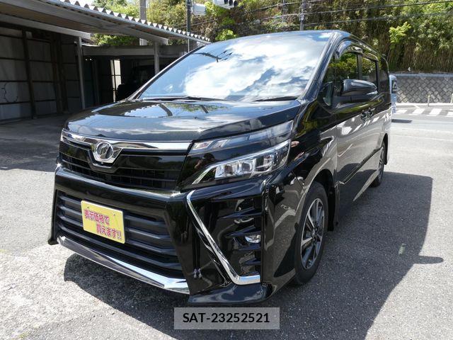 Toyota VOXY 2017-09 6999096-7